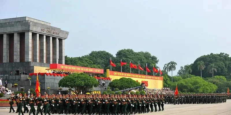 Người dẫn theo dõi qua nhiều kênh truyền thông